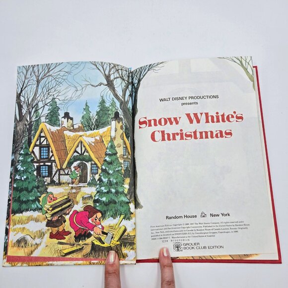 Disney Books Grolier Book Club Cinderella Sleeping Beauty Snow White The Rescuer - Picture 15 of 16